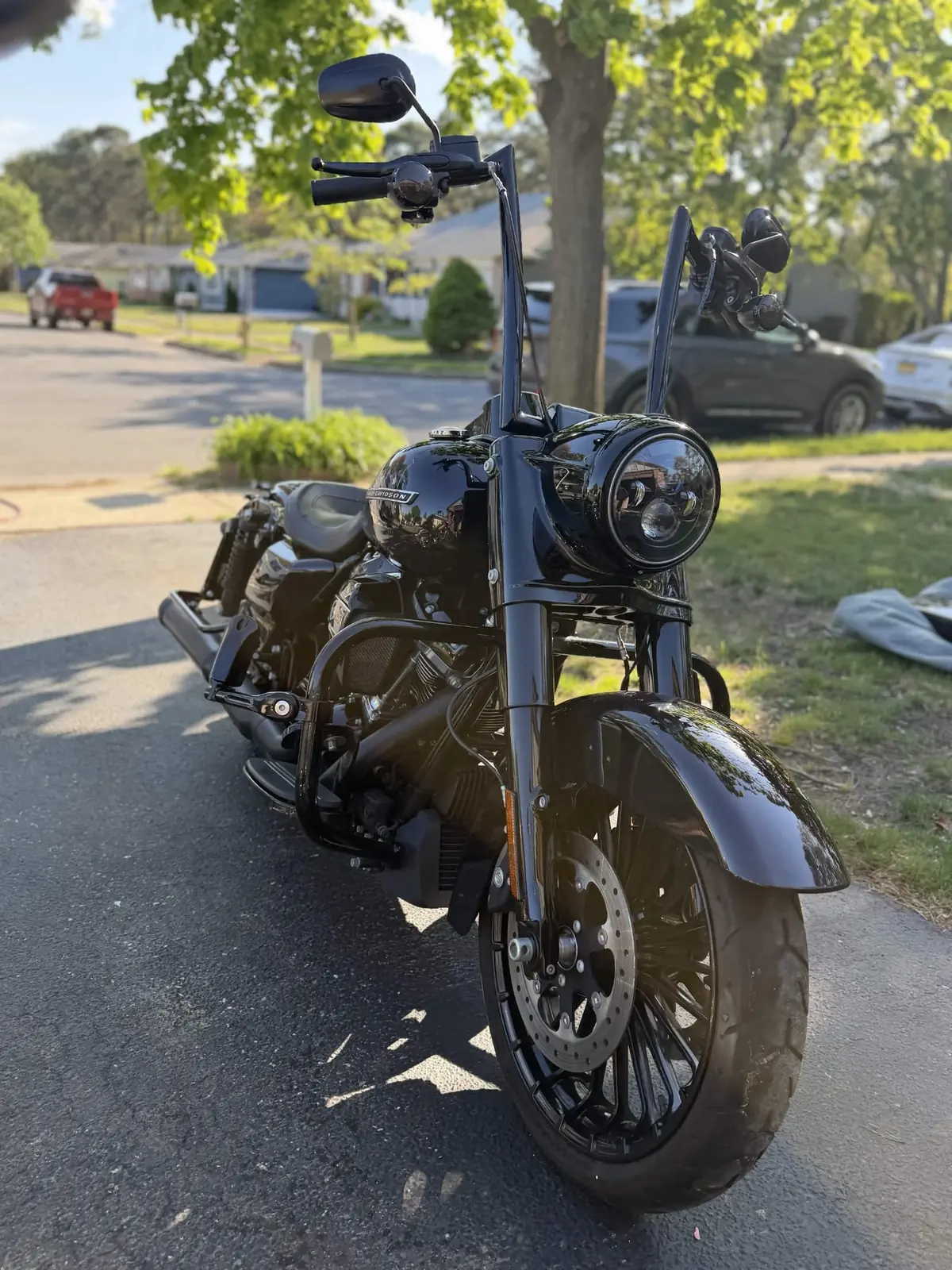 Blacked-out Harley-Davidson Road King